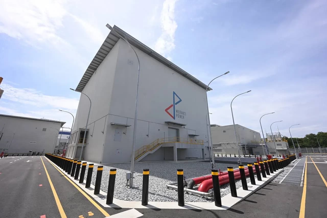 Meranti Power facility building and site infrastructure on Jurong Island