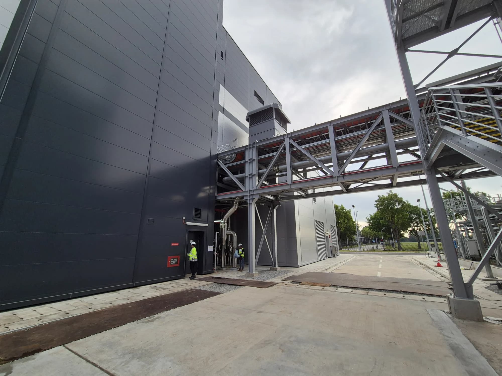 External process link connecting the Novartis production buildings